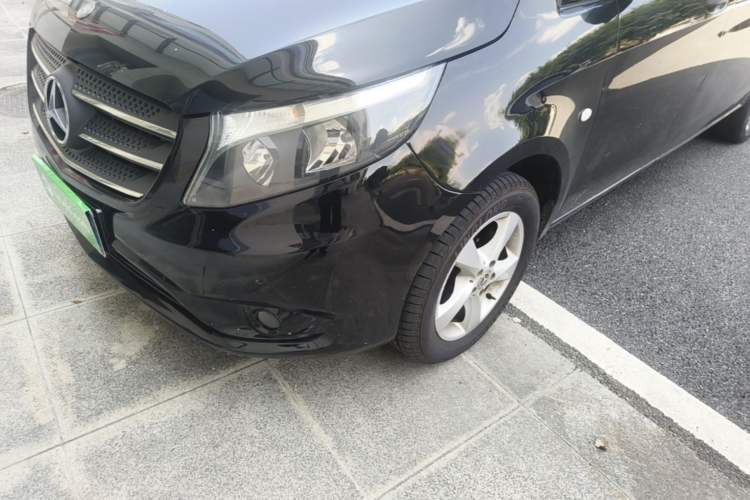 Used Mercedes-Benz Vito 2018 2.0T Elite Version 7 Seats China VI Emission Standard Left Front Headlight