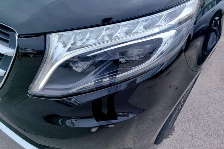 Used Mercedes-Benz Vito 2018 2.0T Elite Version 7 Seats China V Emission Standard Left Front Headlight