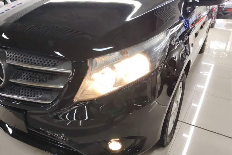 Used Mercedes-Benz Vito 2018 2.0T Elite Version 7 Seats China VI Emission Standard Left Front Headlight