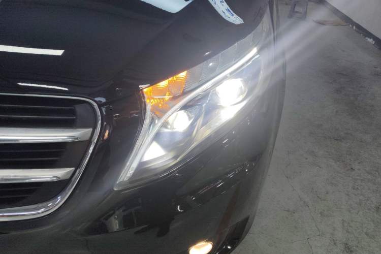 Used Mercedes-Benz Vito 2018 2.0T Business Version China V Emission Standard Left Front Headlight