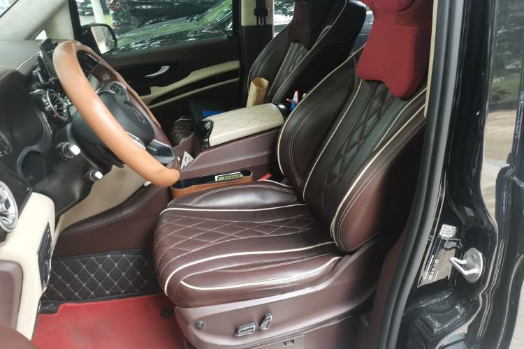Used Mercedes-Benz Vito 2018 2.0T Elite Version 7 Seats China VI Emission Standard Left Front Seat