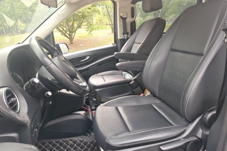 Used Mercedes-Benz Vito 2018 2.0T Business Version China V Emission Standard Left Front Seat