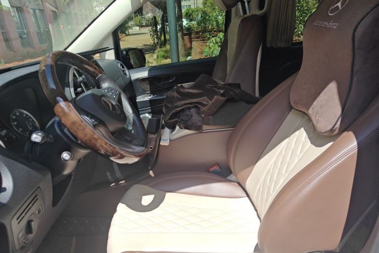 Used Mercedes-Benz Vito 2018 2.0T Elite Version 7 Seats China VI Emission Standard Left Front Seat