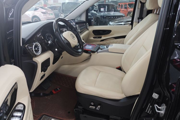 Used Mercedes-Benz Vito 2018 2.0T Elite Version 7 Seats China VI Emission Standard Left Front Seat