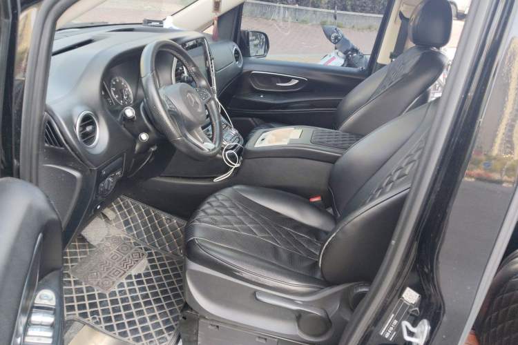 Used Mercedes-Benz Vito 2018 2.0T Business Version China VI Emission Standard Left Front Seat