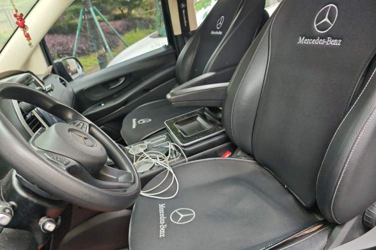 Used Mercedes-Benz Vito 2018 2.0T Elite Version 7 Seats China VI Emission Standard Left Front Seat