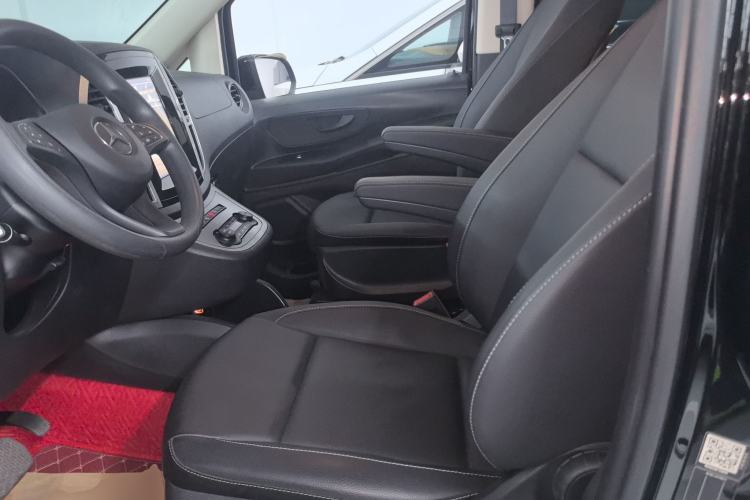 Used Mercedes-Benz Vito 2018 2.0T Elite Version 7 Seats China V Emission Standard Left Front Seat
