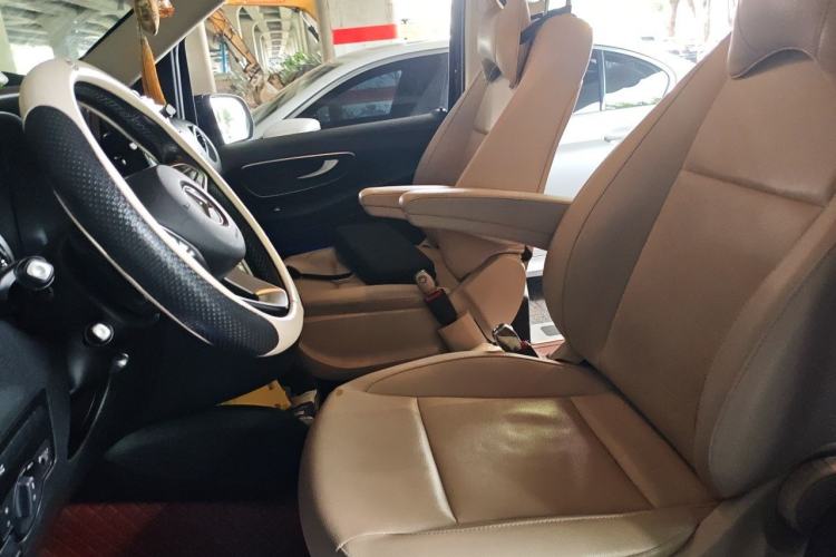 Used Mercedes-Benz Vito 2018 2.0T Business Version China VI Emission Standard Left Front Seat