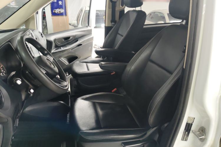 Used Mercedes-Benz Vito 2018 2.0T Elite Version 7 Seats China VI Emission Standard Left Front Seat