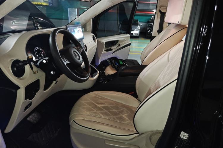 Used Mercedes-Benz Vito 2018 2.0T Elite Version 7 Seats China VI Emission Standard Left Front Seat