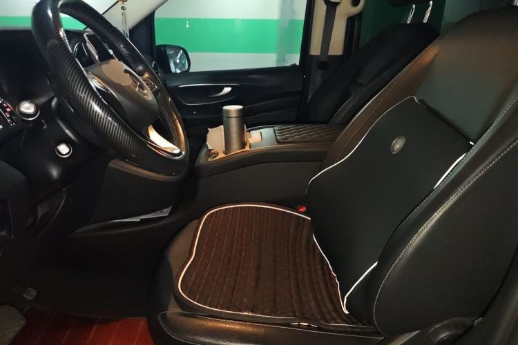 Used Mercedes-Benz Vito 2018 2.0T Business Version China VI Emission Standard Left Front Seat