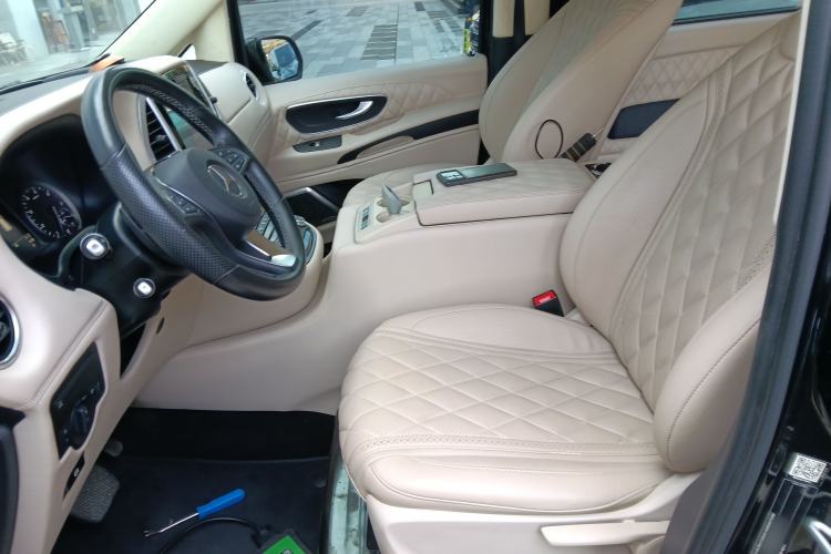 Used Mercedes-Benz Vito 2018 2.0T Business Version China VI Emission Standard Left Front Seat