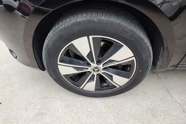 Used Mercedes-Benz Vito 2018 2.0T Business Version China VI Emission Standard Left Front Wheel Hub