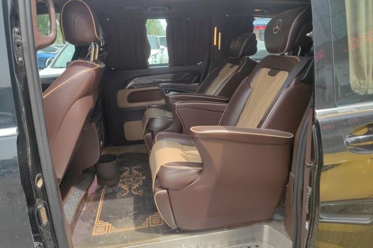 Used Mercedes-Benz Vito 2018 2.0T Business Version China V Emission Standard Left Rear Seat