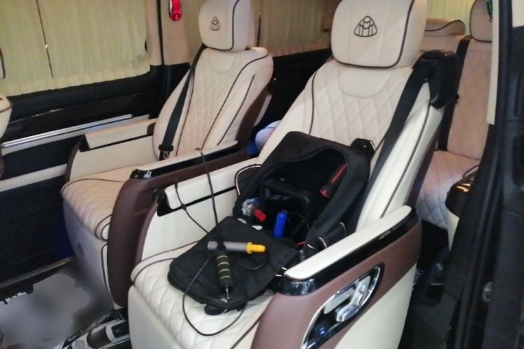 Used Mercedes-Benz Vito 2018 2.0T Business Version China VI Emission Standard Left Rear Seat