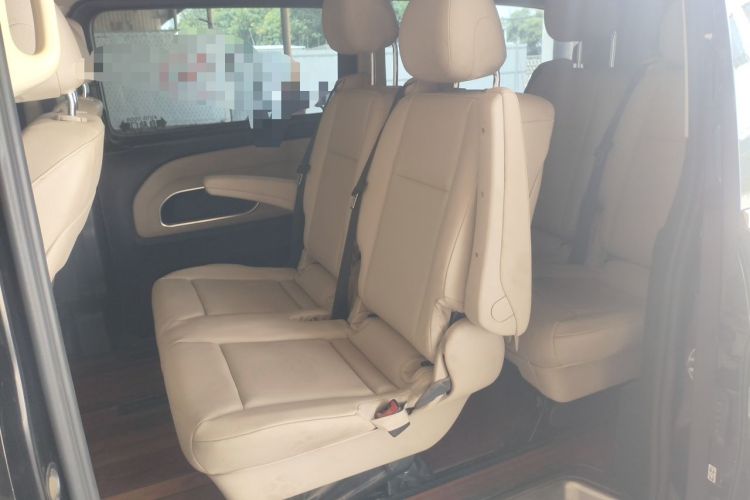 Used Mercedes-Benz Vito 2018 2.0T Elite Version 9 Seats China VI Emission Standard Left Rear Seat
