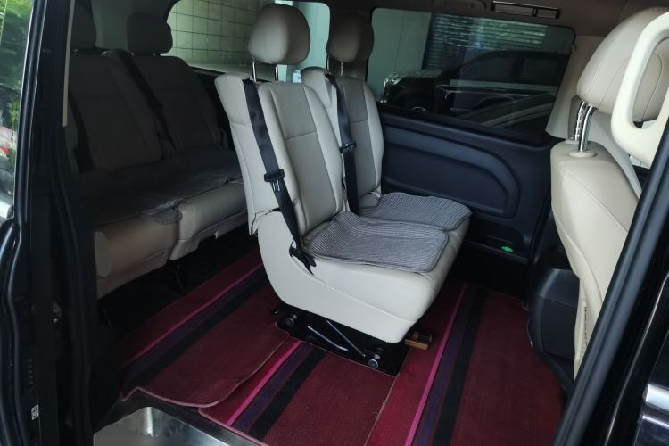 Used Mercedes-Benz Vito 2018 2.0T Elite Version 7 Seats China VI Emission Standard Left Rear Seat