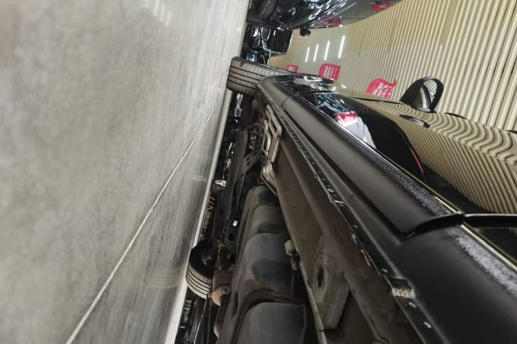 Used Mercedes-Benz Vito 2018 2.0T Business Version China VI Emission Standard Left Side Sill