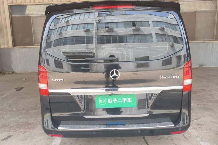 Used Mercedes-Benz Vito 2018 2.0T Elite Version 9 Seats China VI Emission Standard Rear
