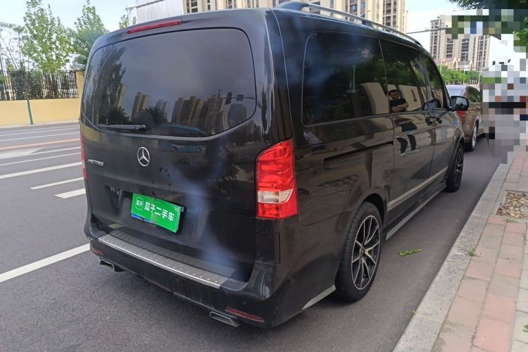 Used Mercedes-Benz Vito  Rear Right 45 Deg