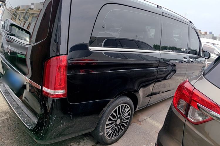 Used Mercedes-Benz Vito 2018 2.0T Elite Version 7 Seats China V Emission Standard Rear Right 45 Deg