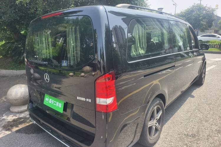 Used Mercedes-Benz Vito 2018 2.0T Business Version China VI Emission Standard Rear Right 45 Deg