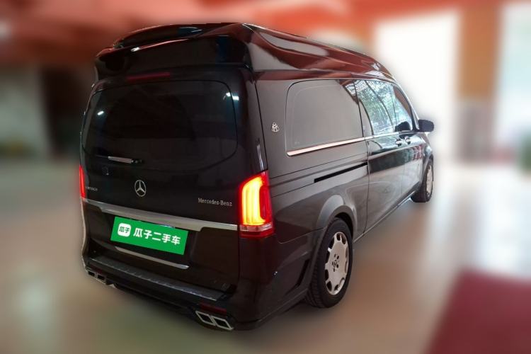 Used Mercedes-Benz Vito  Rear Right 45 Deg