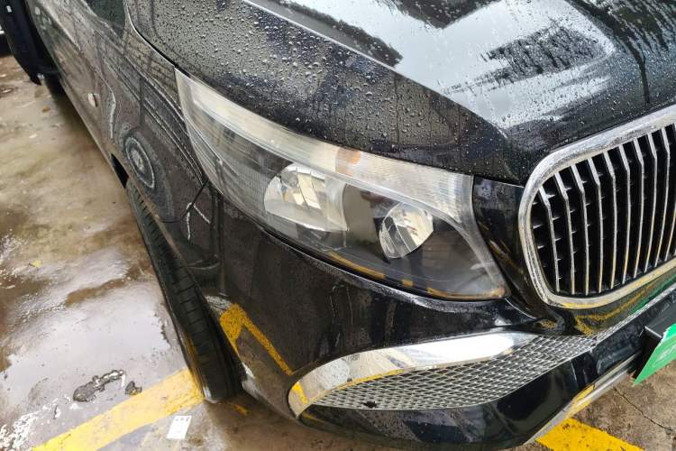 Used Mercedes-Benz Vito 2018 2.0T Business Version China V Emission Standard Right Front Headlight
