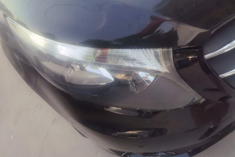 Used Mercedes-Benz Vito 2018 2.0T Business Version China V Emission Standard Right Front Headlight