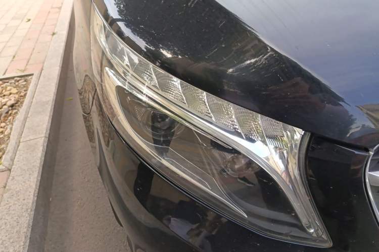 Used Mercedes-Benz Vito  Right Front Headlight