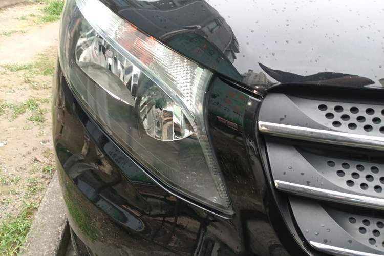 Used Mercedes-Benz Vito 2018 2.0T Business Version China V Emission Standard Right Front Headlight