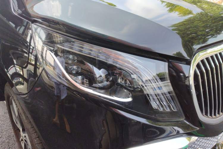 Used Mercedes-Benz Vito 2018 2.0T Business Version China VI Emission Standard Right Front Headlight