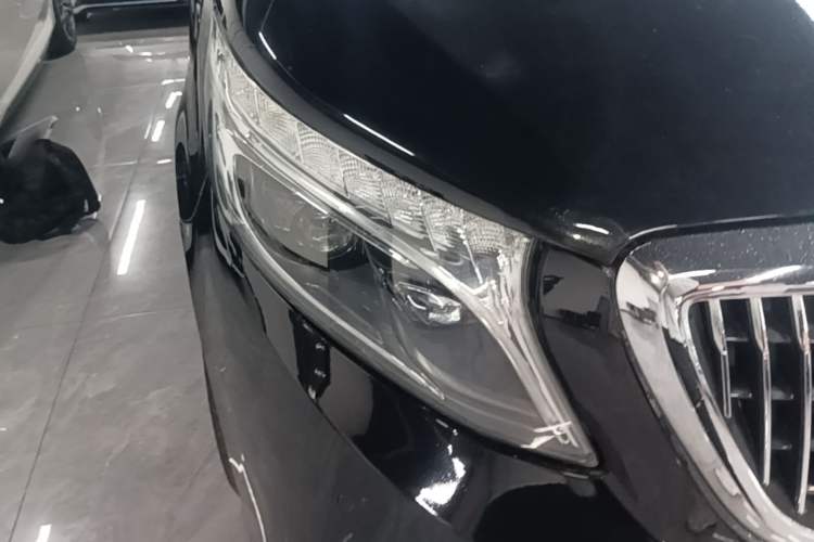 Used Mercedes-Benz Vito 2018 2.0T Business Version China V Emission Standard Right Front Headlight