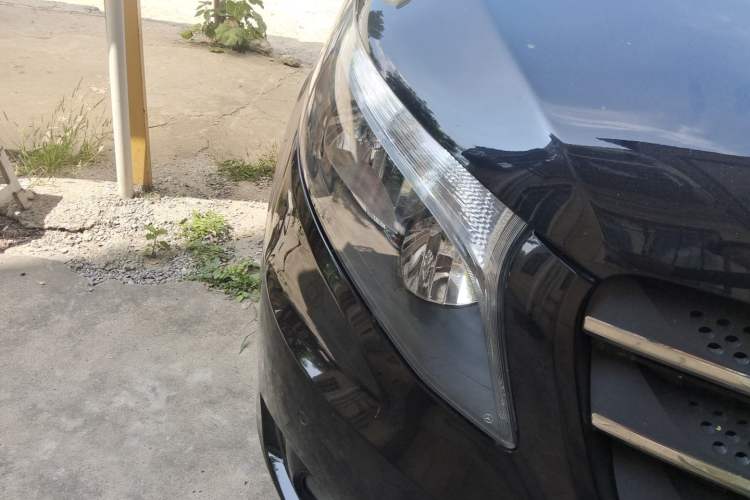 Used Mercedes-Benz Vito 2018 2.0T Business Version China VI Emission Standard Right Front Headlight