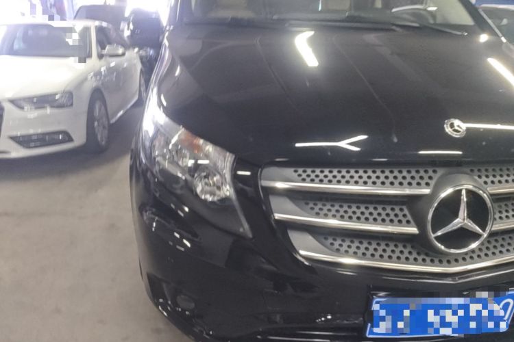 Used Mercedes-Benz Vito 2018 2.0T Elite Version 7 Seats China V Emission Standard Right Front Headlight