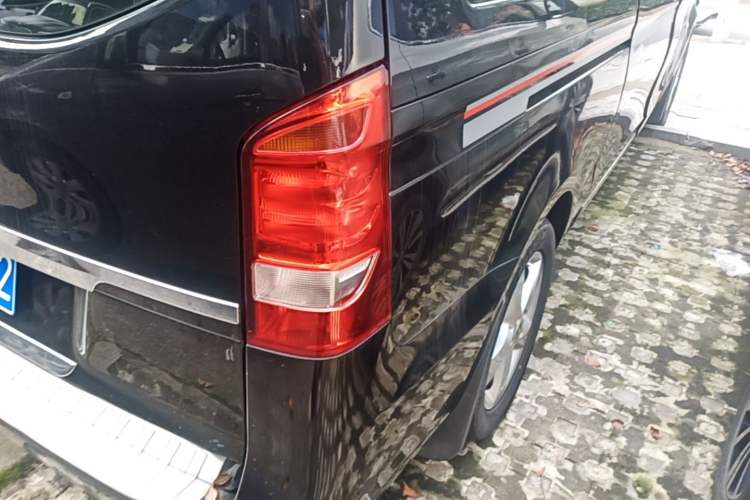 Used Mercedes-Benz Vito 2018 2.0T Business Version China V Emission Standard Right Rear Taillight