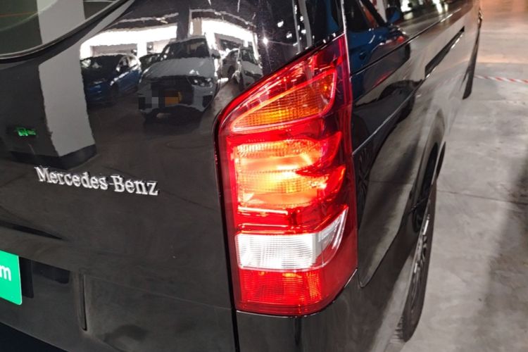 Used Mercedes-Benz Vito 2018 2.0T Business Version China VI Emission Standard Right Rear Taillight