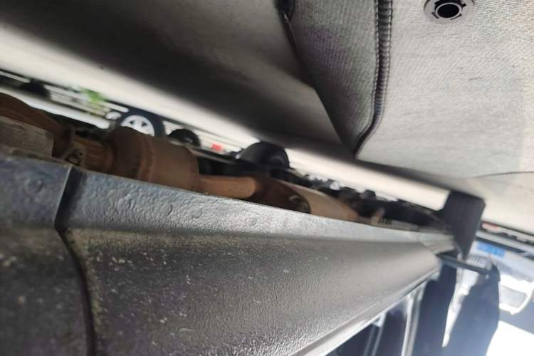 Used Mercedes-Benz Vito 2018 2.0T Business Version China VI Emission Standard Right Side Sill