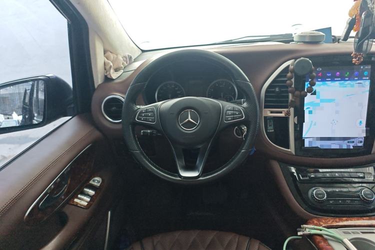 Used Mercedes-Benz Vito 2018 2.0T Business Version China V Emission Standard Steering Wheel