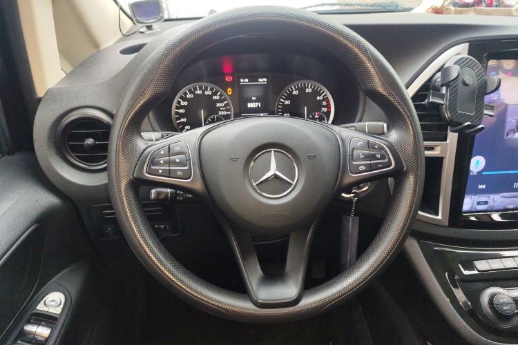 Used Mercedes-Benz Vito 2018 2.0T Elite Version 7 Seats China VI Emission Standard Steering Wheel