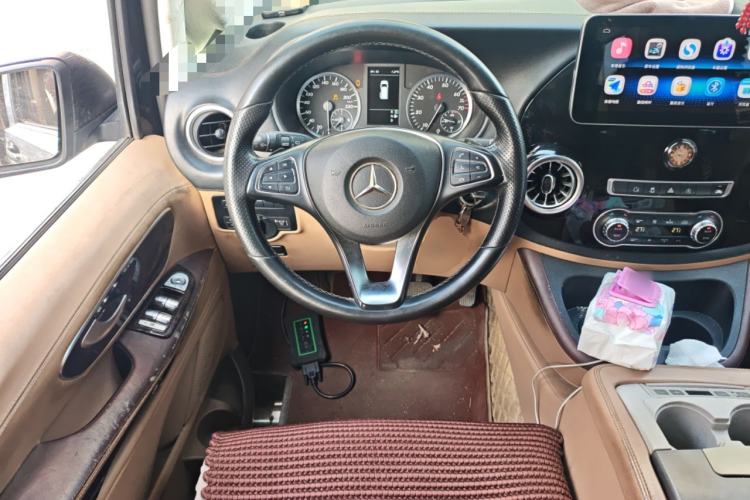 Used Mercedes-Benz Vito 2018 2.0T Business Version China VI Emission Standard Steering Wheel