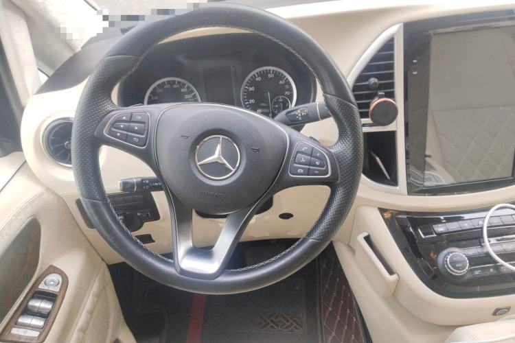 Used Mercedes-Benz Vito 2018 2.0T Business Version China V Emission Standard Steering Wheel