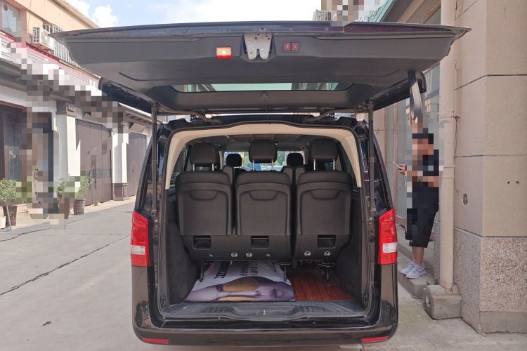 Used Mercedes-Benz Vito 2018 2.0T Elite Version 7 Seats China V Emission Standard Trunk
