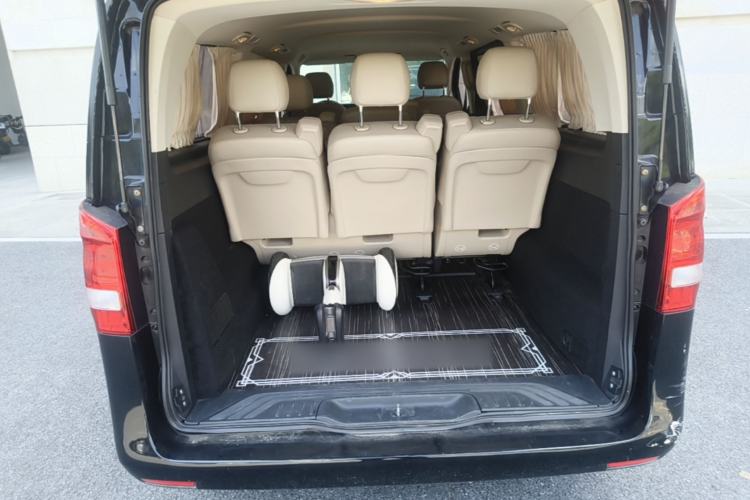 Used Mercedes-Benz Vito 2018 2.0T Elite Version 7 Seats China VI Emission Standard Trunk