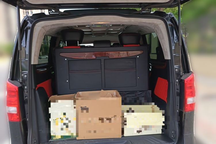 Used Mercedes-Benz Vito  Trunk