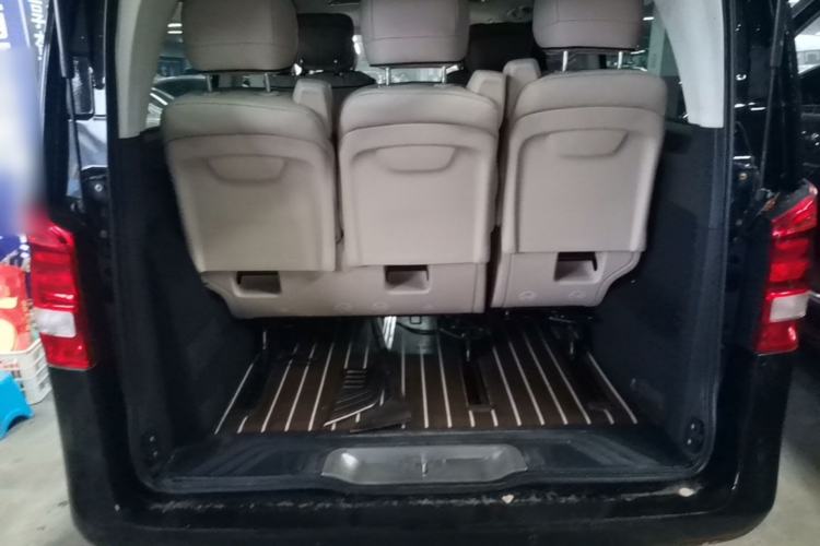 Used Mercedes-Benz Vito 2018 2.0T Elite Version 7 Seats China V Emission Standard Trunk