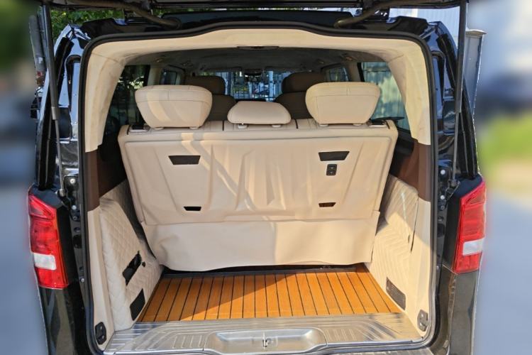 Used Mercedes-Benz Vito 2018 2.0T Business Version China VI Emission Standard Trunk