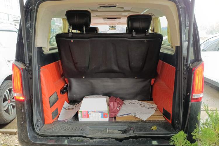 Used Mercedes-Benz Vito 2018 2.0T Business Version China VI Emission Standard Trunk