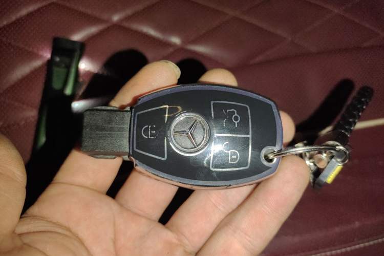 Used Mercedes-Benz Vito  Vehicle Key