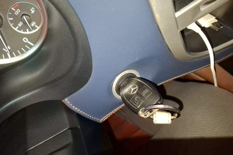 Used Mercedes-Benz Vito  Vehicle Key